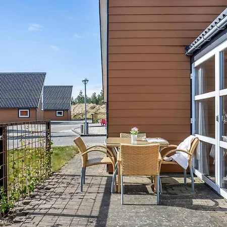 2 Bedroom Gorgeous In Hadsund