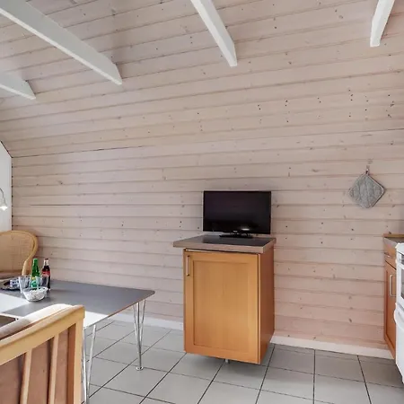 2 Bedroom Gorgeous In Hébergement de vacances *