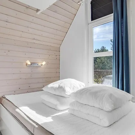 2 Bedroom Gorgeous In *