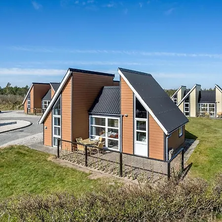 2 Bedroom Gorgeous In *