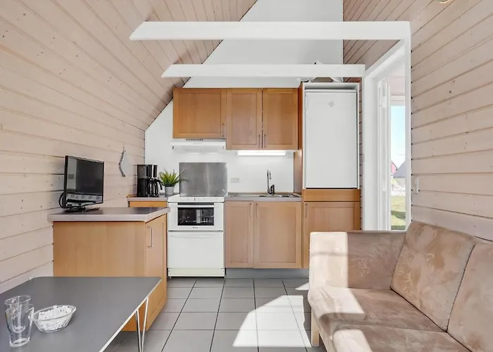 2 Bedroom Gorgeous In *