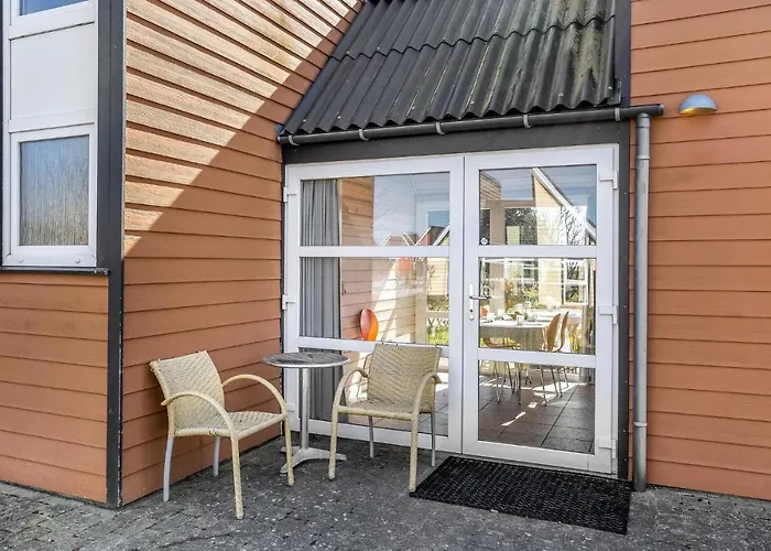 2 Bedroom Gorgeous In * Hadsund